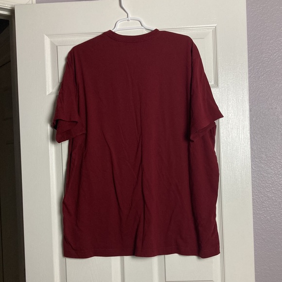 Eddie Bouer mens XXL burgundy tee - Picture 2 of 6